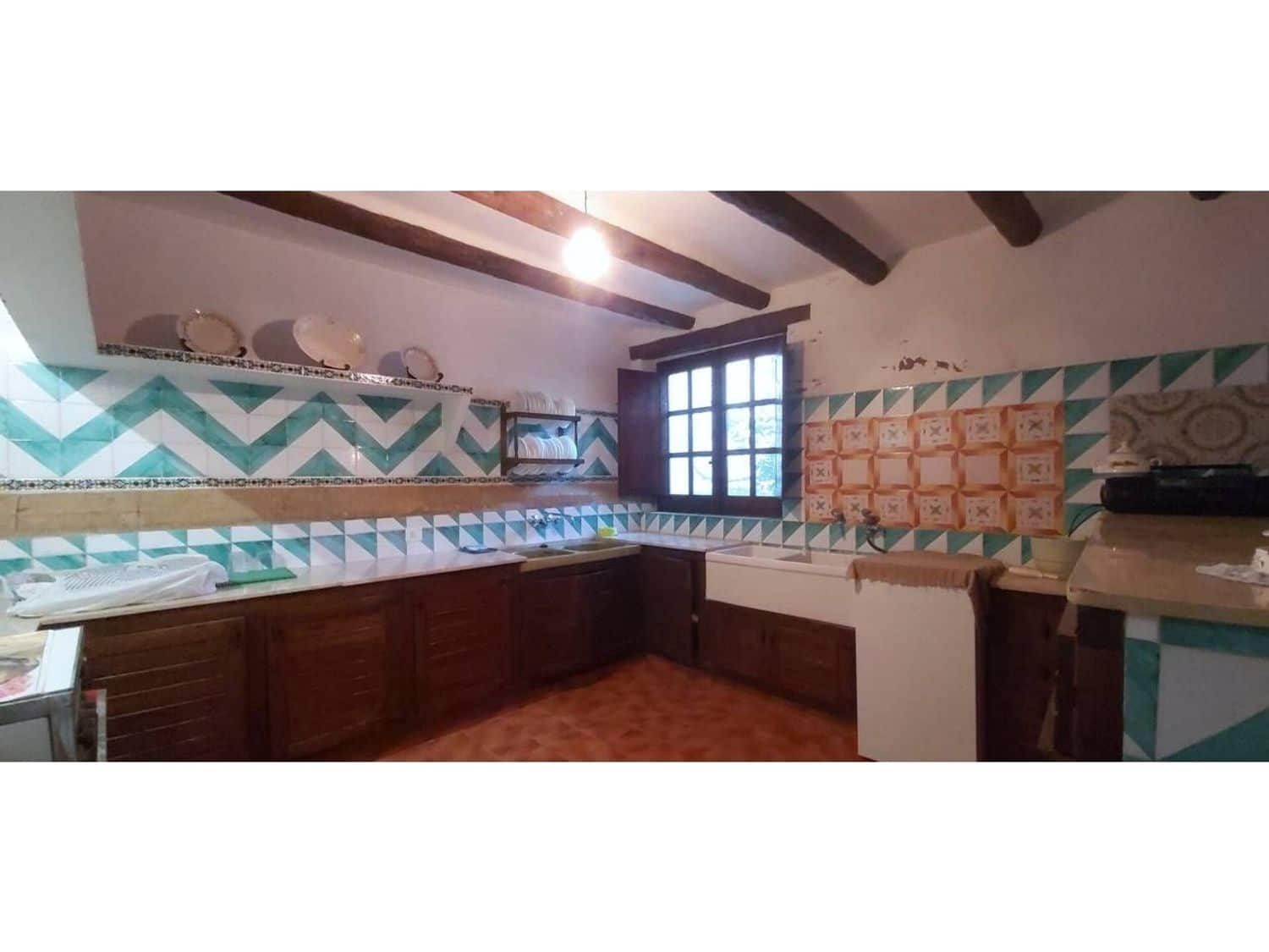 8 soveværelse Villa til salg i Sant Jordi med garage - € 330.000 (Ref: 8956846)