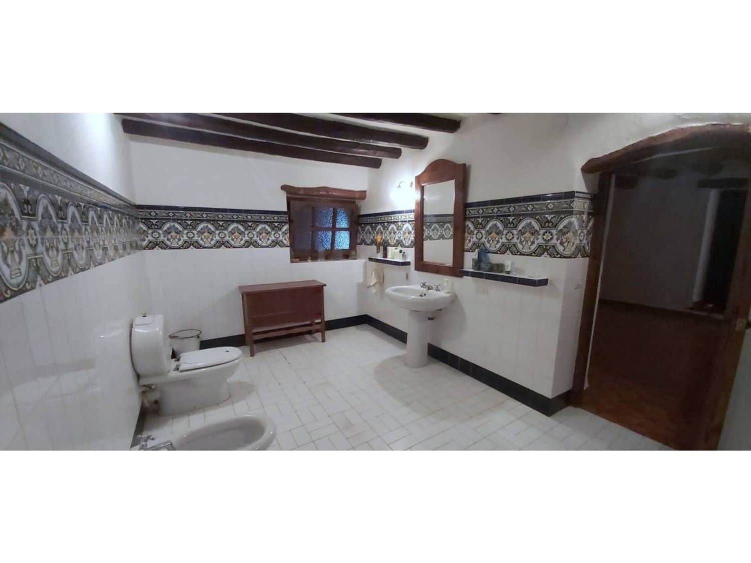 8 soveværelse Villa til salg i Sant Jordi med garage - € 330.000 (Ref: 8956846)