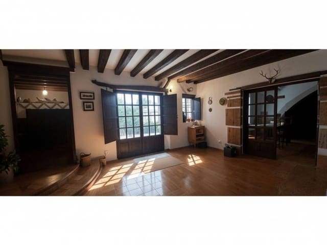 Chalet de 8 habitaciones en Sant Jordi en venta con garaje - 330.000 € (Ref: 8956846)
