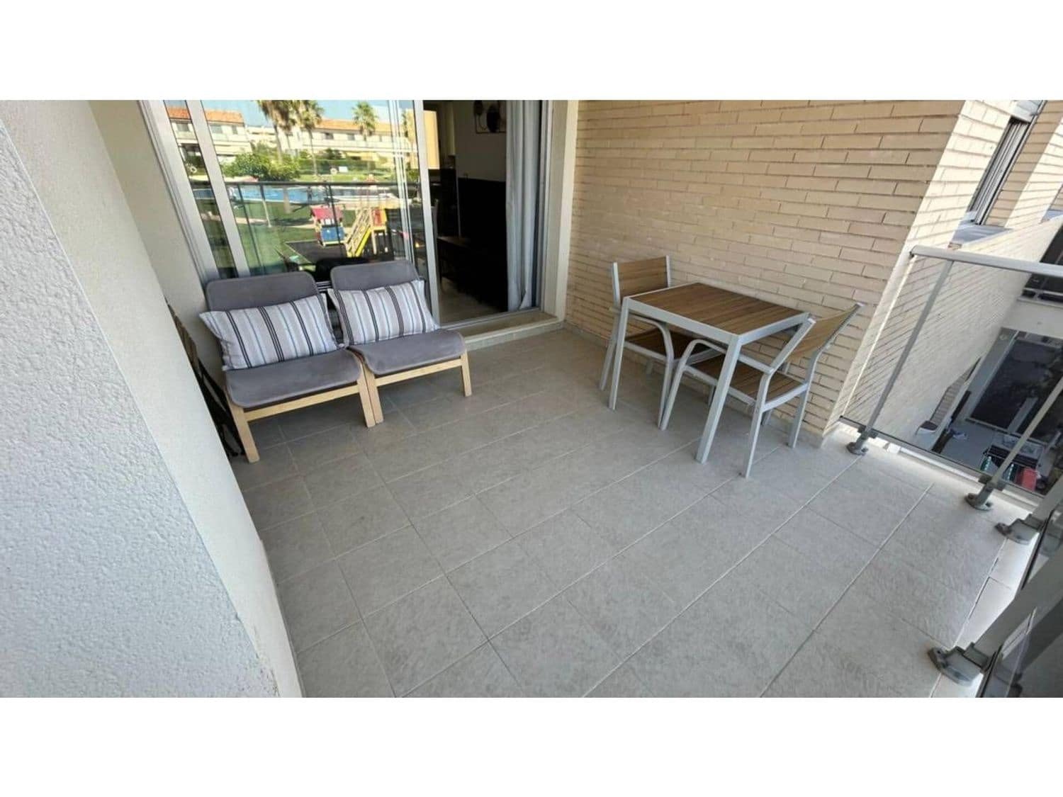 1 sypialnia Apartament na sprzedaż w Sant Jordi z basenem garażem - 125 000 € (Ref: 8967979)