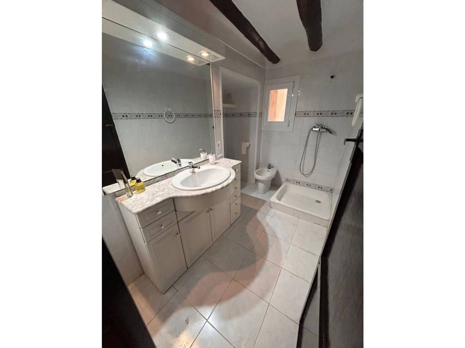 5 sypialnia Dom do wynajęcia w Sant Jordi - 950 € (Ref: 9013777)