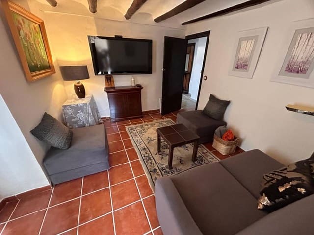 5 sypialnia Dom do wynajęcia w Sant Jordi - 950 € (Ref: 9013777)