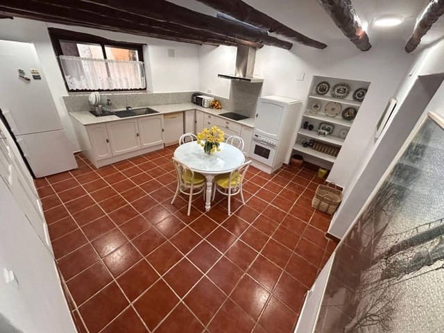 5 sypialnia Dom do wynajęcia w Sant Jordi - 950 € (Ref: 9013777)