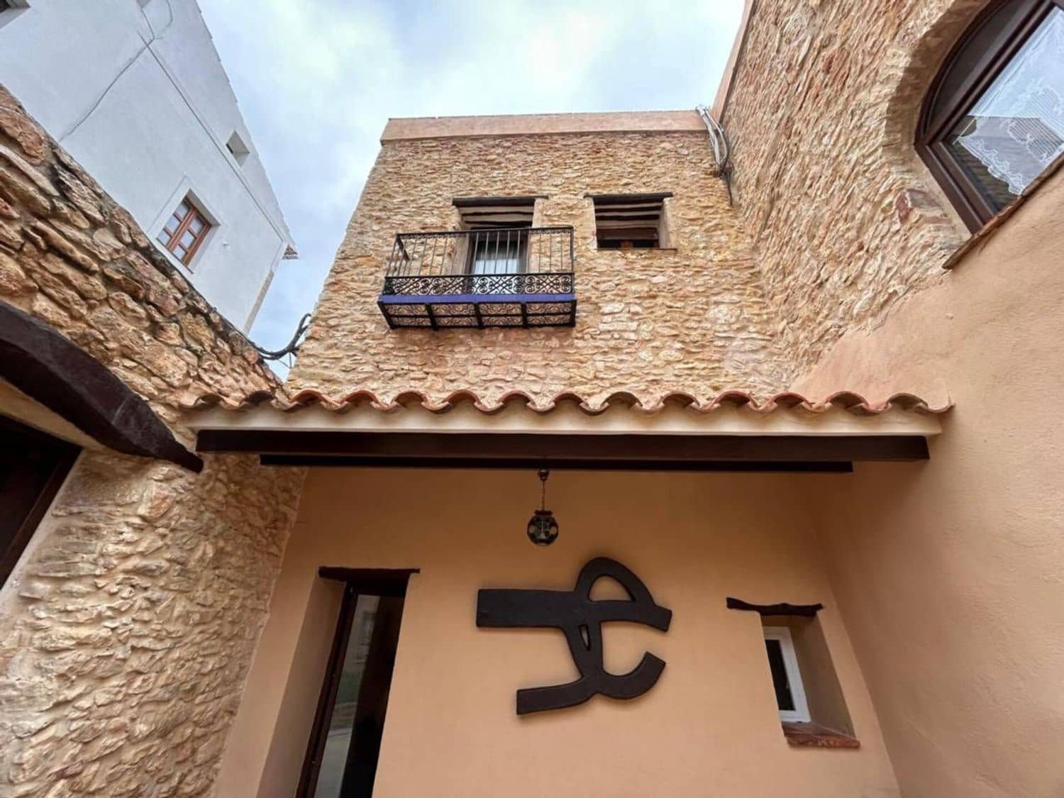 5 sypialnia Dom do wynajęcia w Sant Jordi - 950 € (Ref: 9013777)
