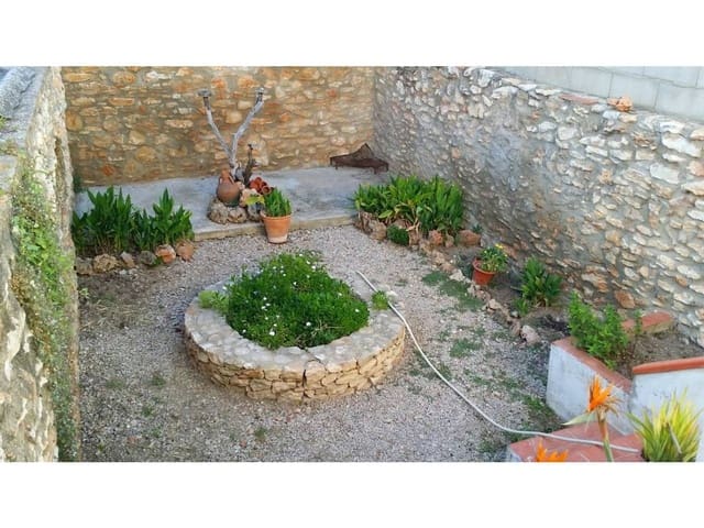 3 bedroom Finca/Country House for sale in Sant Jordi with garage - € 160,000 (Ref: 9290972)