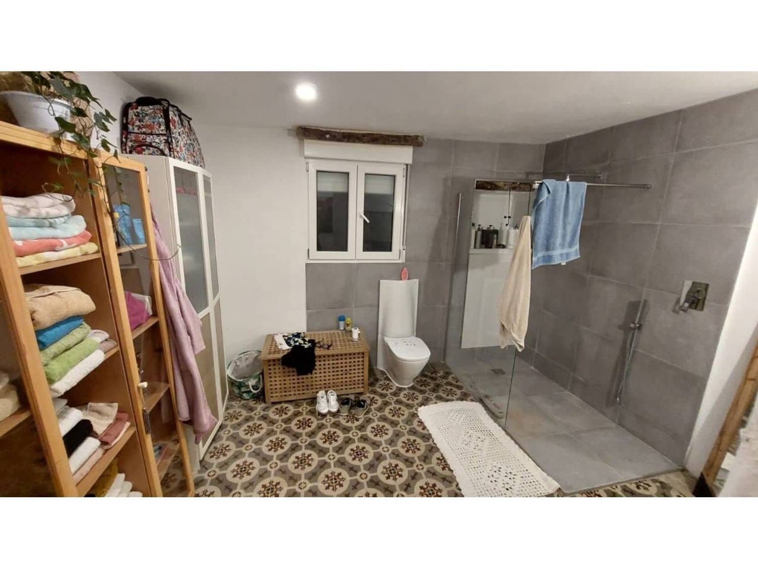 4 makuuhuone Omakotitalo myytävänä paikassa Sant Jordi mukana 
autotalli - 400 000 € (Ref: 9290978)