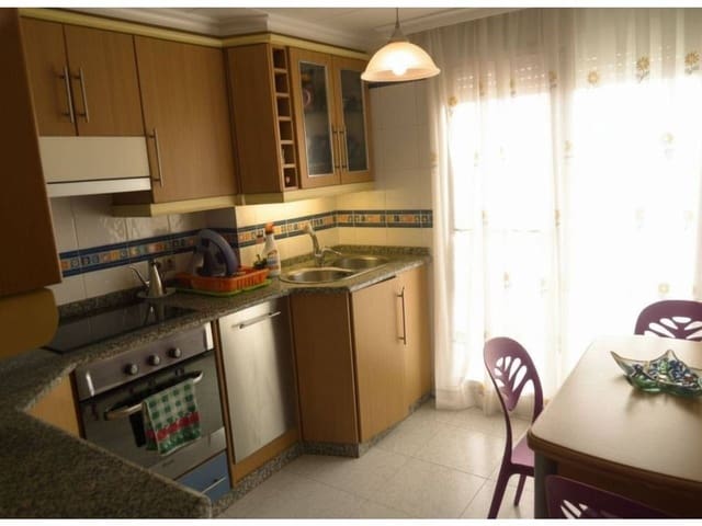 4 slaapkamer Appartement te koop in Sant Jordi met garage - € 120.000 (Ref: 9317059)