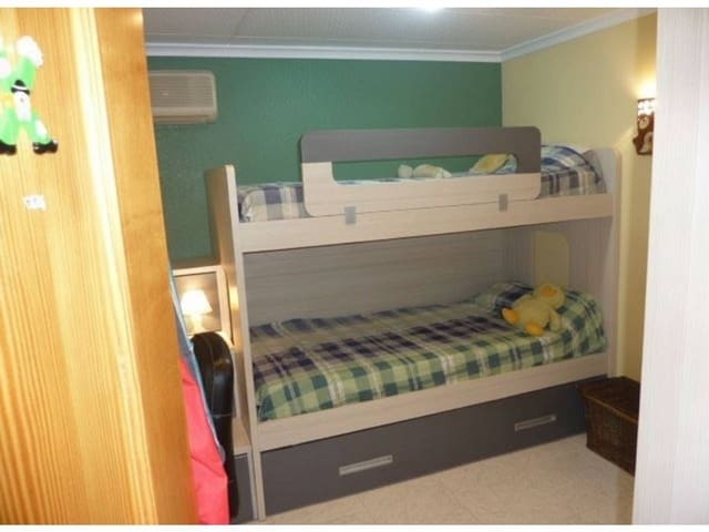 4 slaapkamer Appartement te koop in Sant Jordi met garage - € 120.000 (Ref: 9317059)