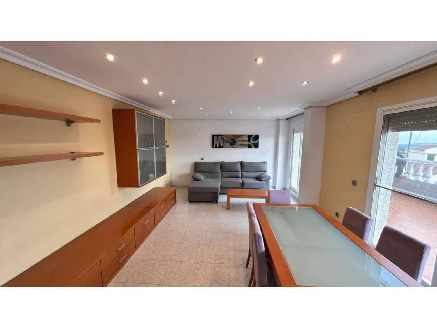 3 bedroom Apartment for sale in Sant Jordi with garage - € 118,000 (Ref: 9317059)