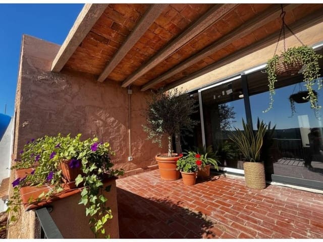 3 slaapkamer Villa te koop in Sant Jordi - € 216.000 (Ref: 9317061)