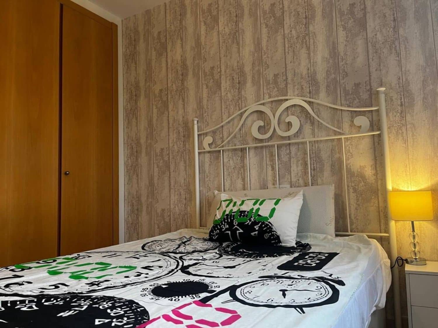 2 bedroom Apartment for rent in Sant Jordi with pool garage - € 700 (Ref: 9382018)