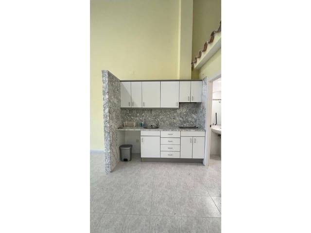 Commercieel te huur in Sant Jordi - € 800 (Ref: 9382329)