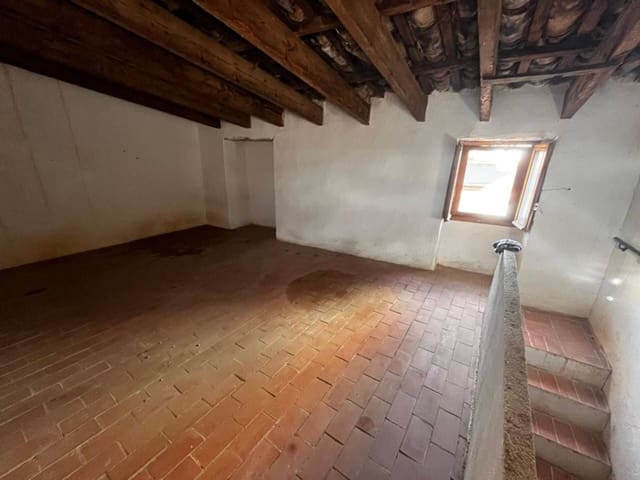 Kaupallinen vuokrattavana paikassa Sant Jordi - 450 € (Ref: 9382330)