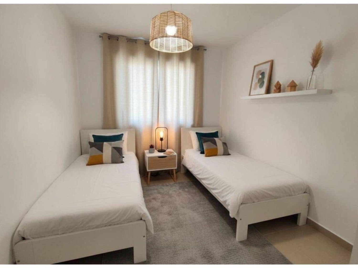 2 slaapkamer Appartement te koop in Sant Jordi met zwembad garage - € 150.000 (Ref: 9406219)