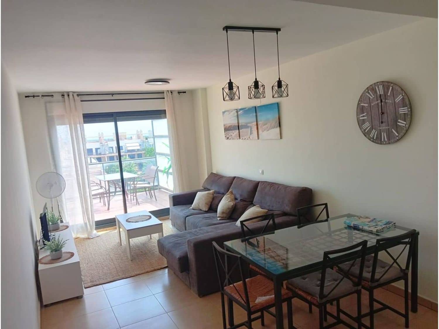 2 slaapkamer Appartement te koop in Sant Jordi met zwembad garage - € 150.000 (Ref: 9406219)