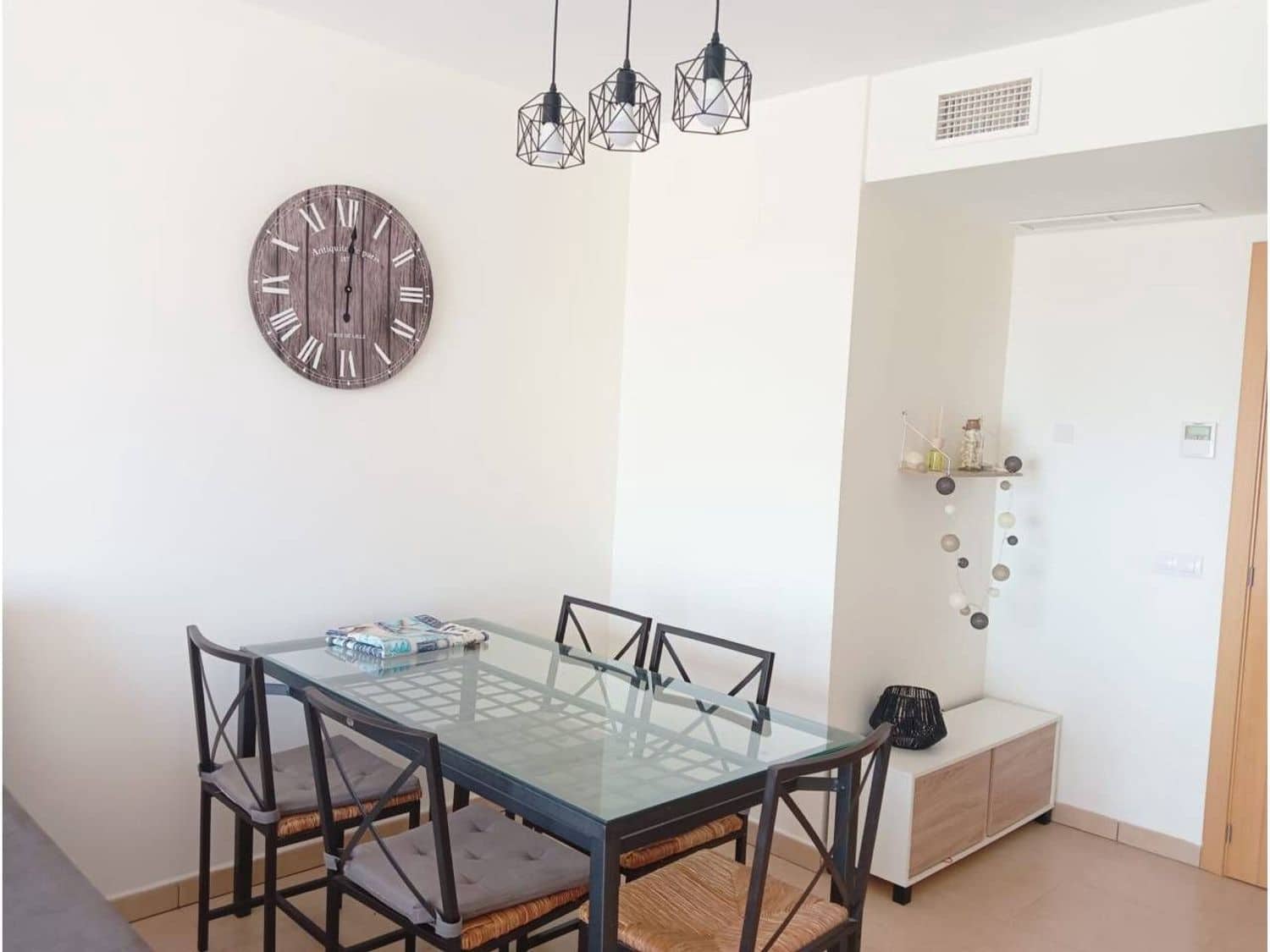 2 slaapkamer Appartement te koop in Sant Jordi met zwembad garage - € 150.000 (Ref: 9406219)