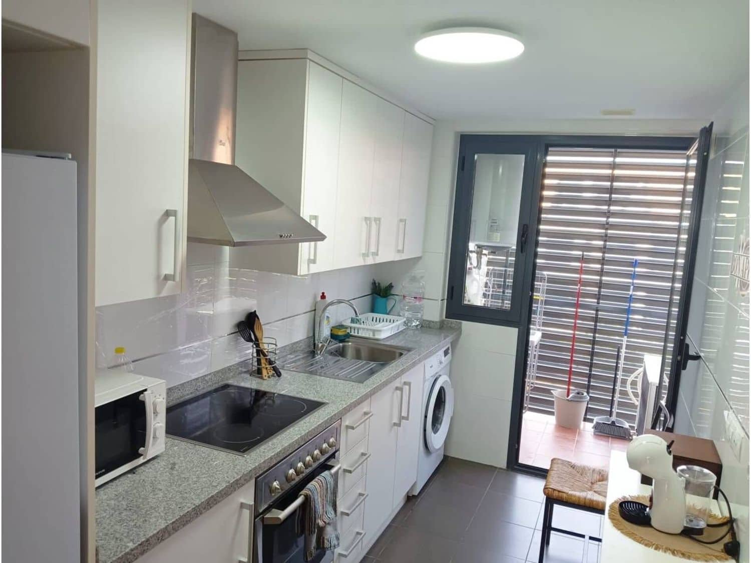 2 slaapkamer Appartement te koop in Sant Jordi met zwembad garage - € 150.000 (Ref: 9406219)