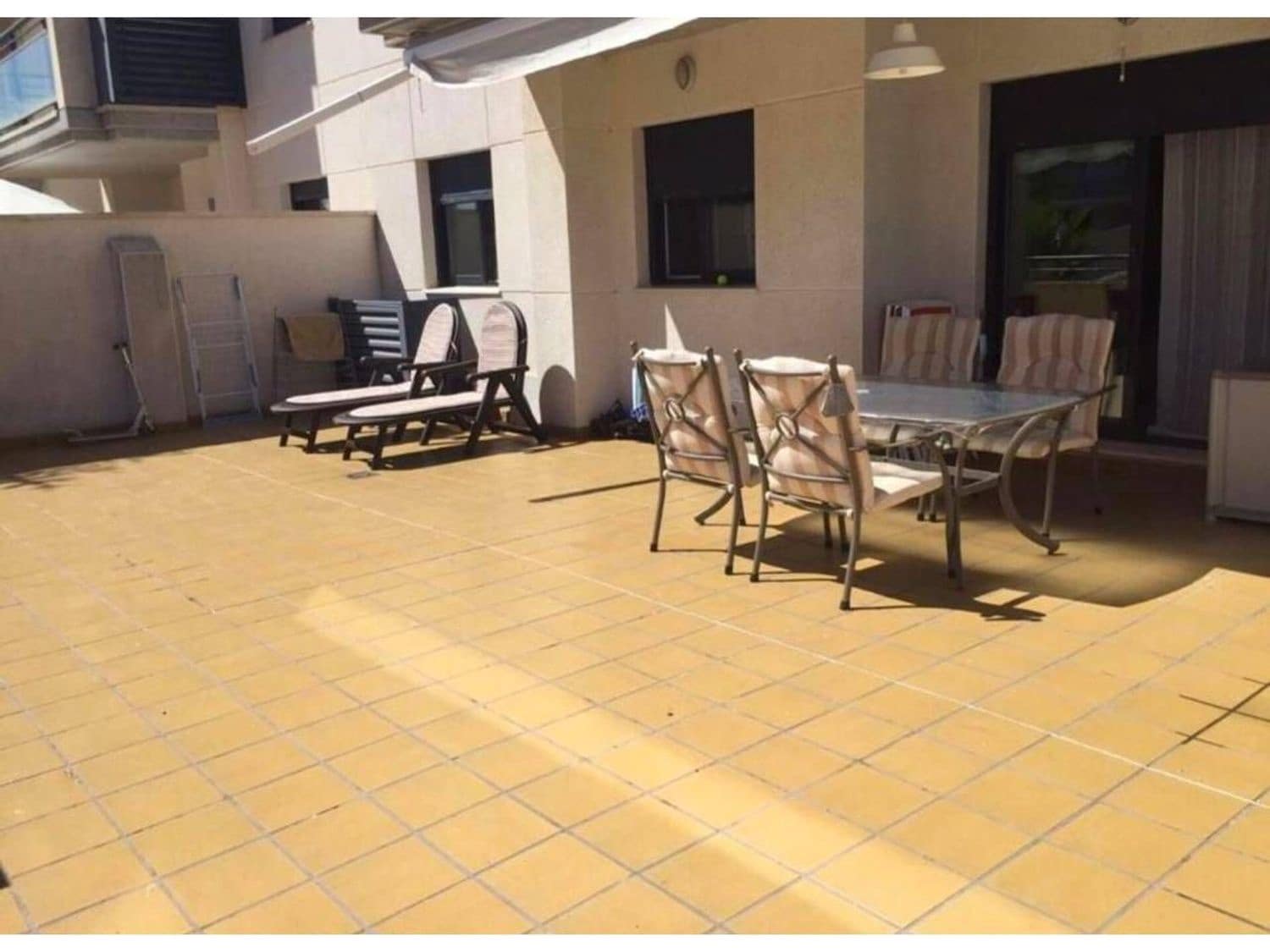 2 bedroom Apartment for rent in Sant Jordi with pool garage - € 630 (Ref: 9415363)