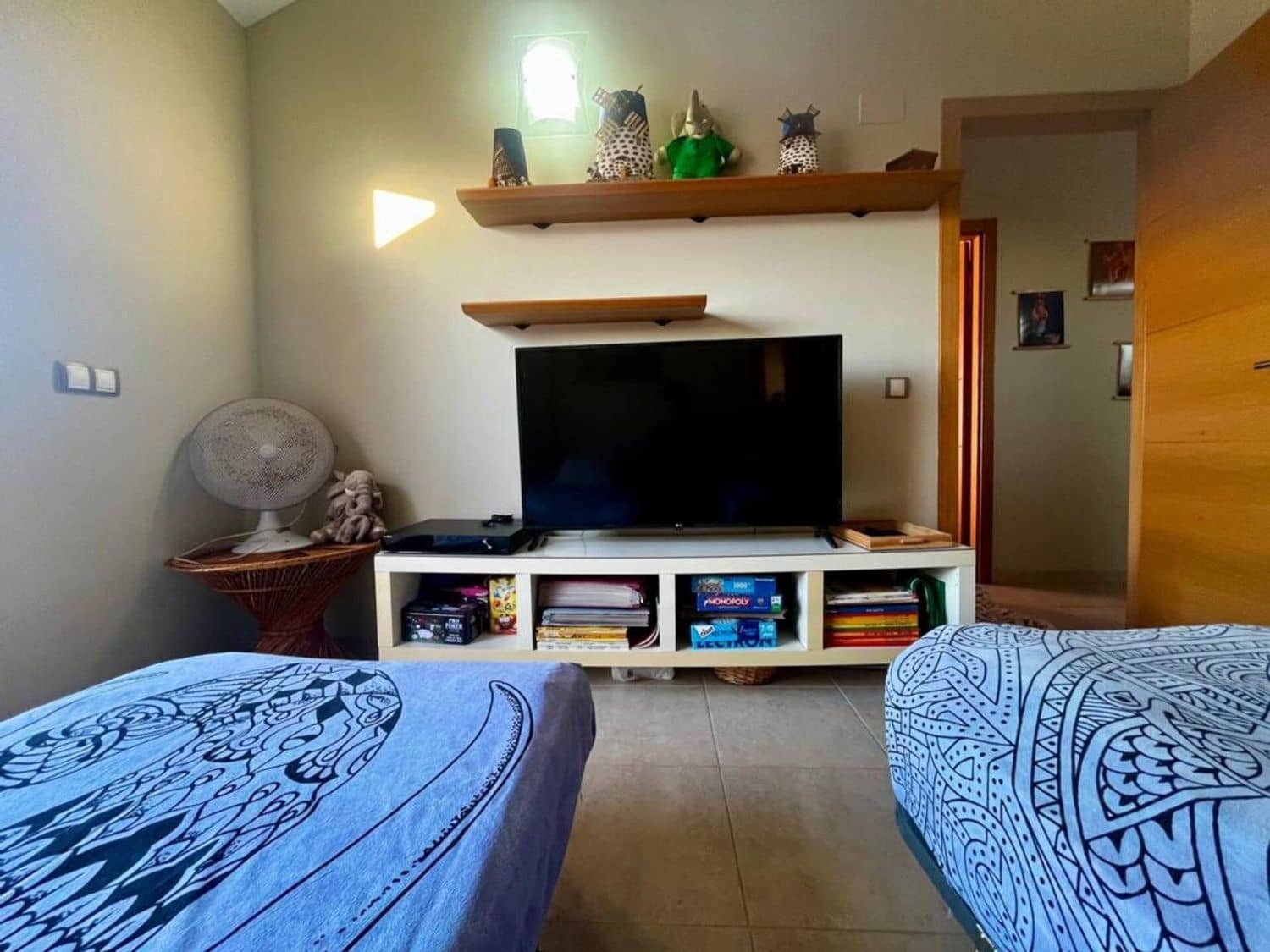 2 bedroom Apartment for sale in Sant Jordi with pool garage - € 165,000 (Ref: 9415364)