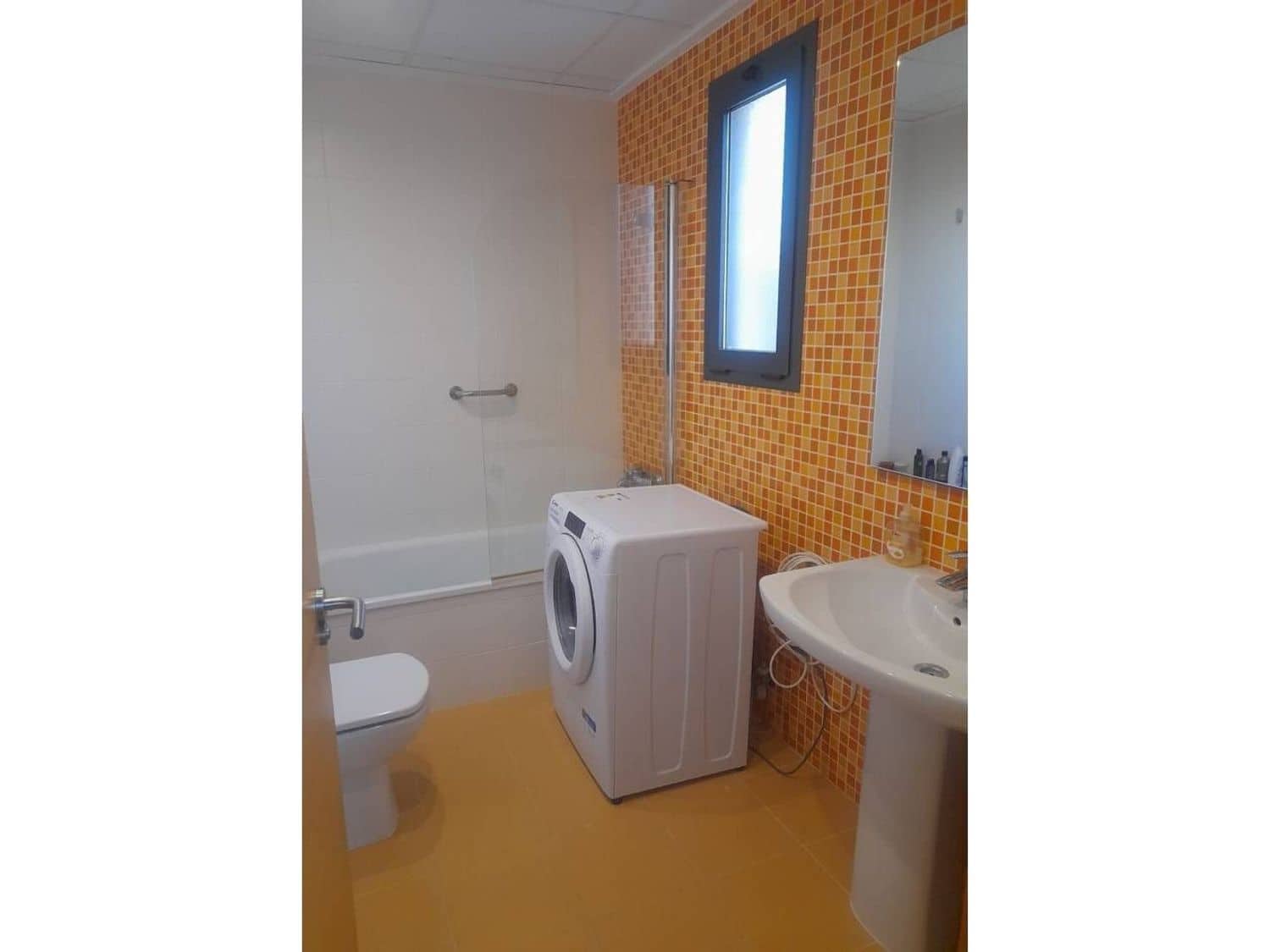 2 slaapkamer Appartement te koop in Sant Jordi met zwembad garage - € 165.000 (Ref: 9415364)