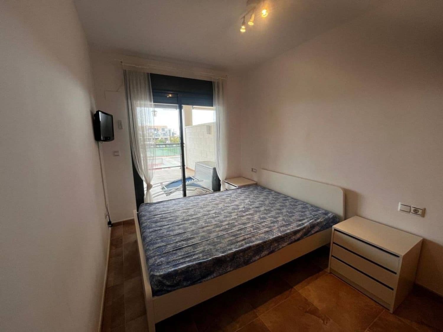 2 slaapkamer Appartement te huur in Sant Jordi met zwembad garage - € 700 (Ref: 9415365)