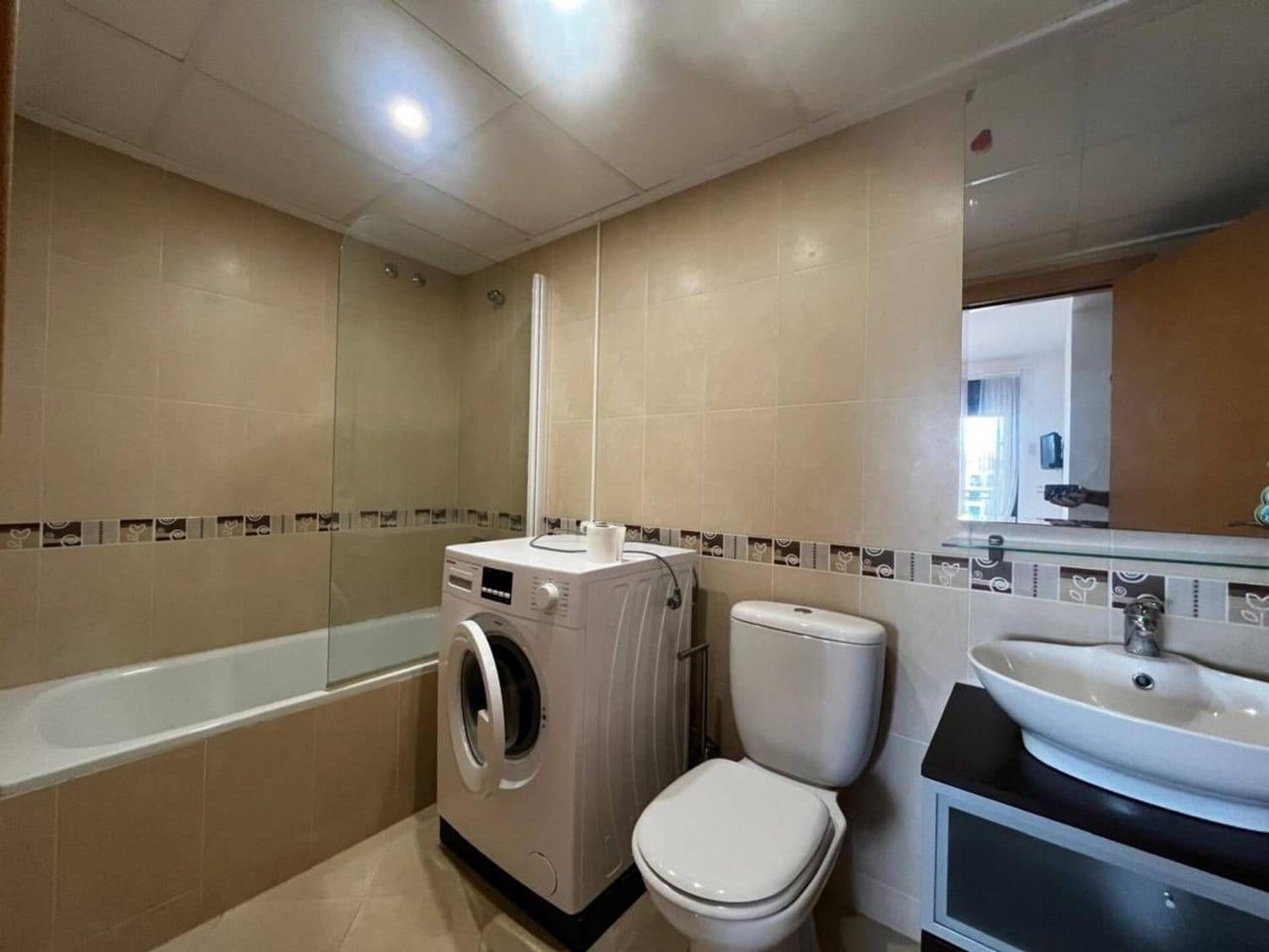 2 slaapkamer Appartement te huur in Sant Jordi met zwembad garage - € 700 (Ref: 9415365)