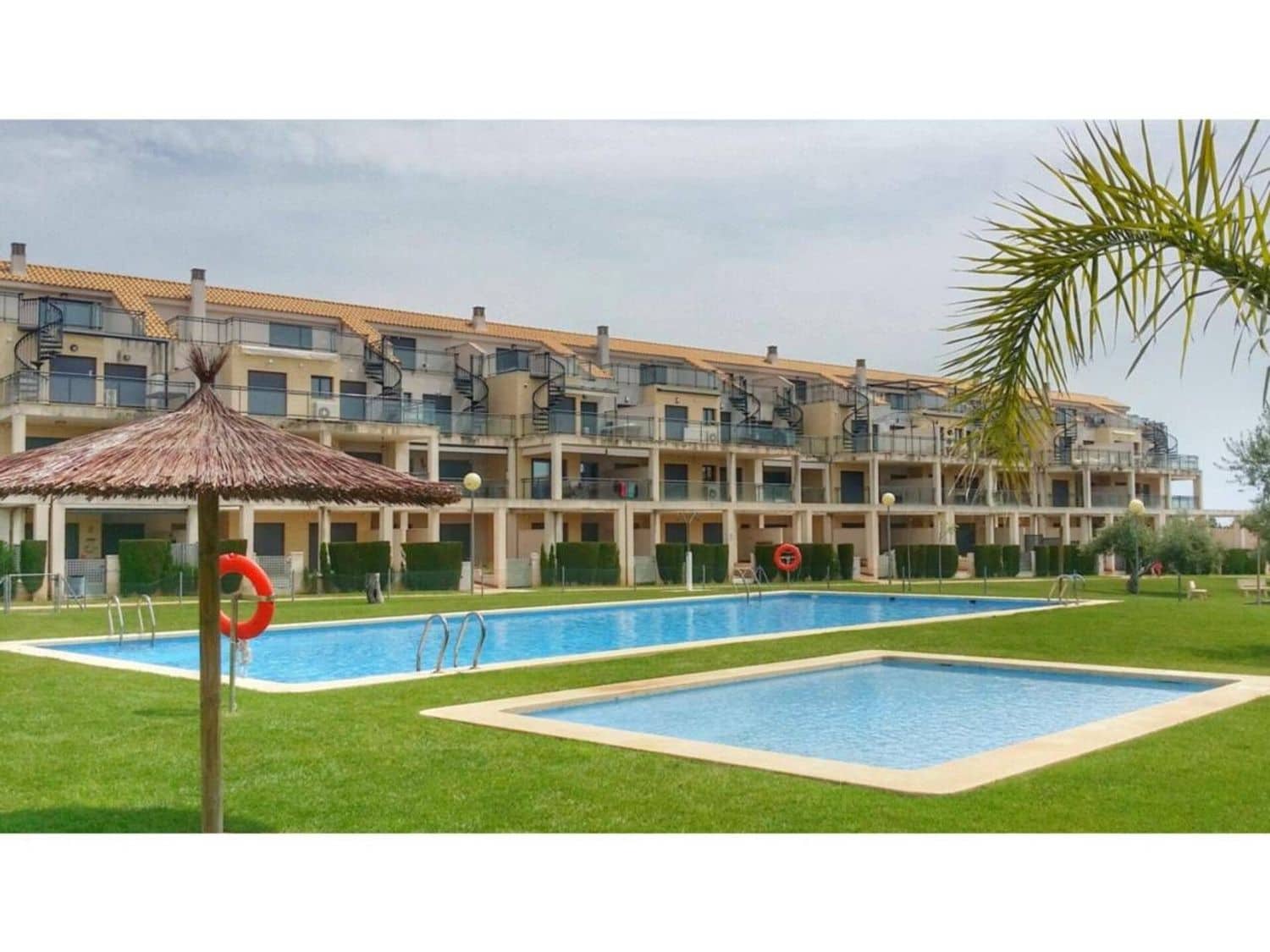 2 slaapkamer Appartement te huur in Sant Jordi met zwembad garage - € 700 (Ref: 9415365)