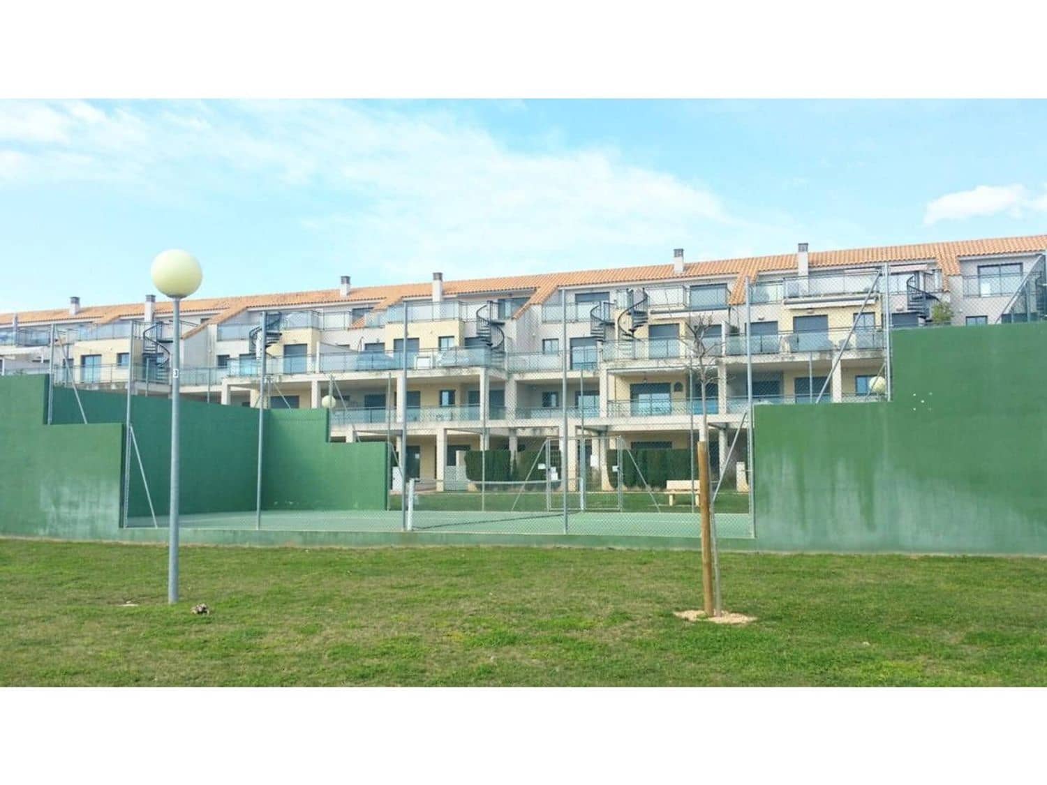 2 slaapkamer Appartement te huur in Sant Jordi met zwembad garage - € 700 (Ref: 9415365)