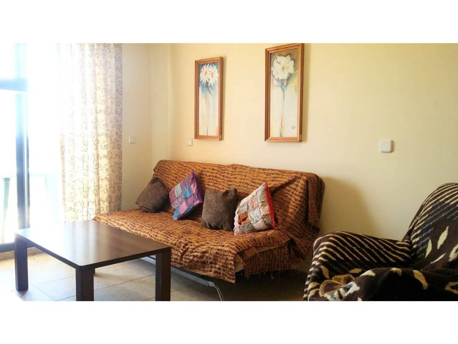 1 slaapkamer Appartement te huur in Sant Jordi met zwembad garage - € 500 (Ref: 9418978)