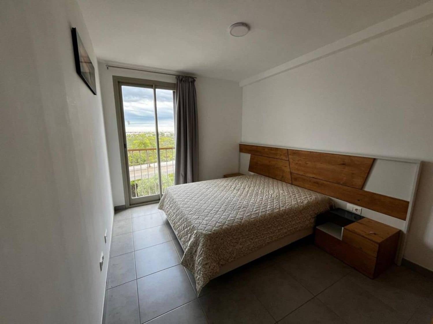 2 bedroom Apartment for rent in Sant Jordi with pool garage - € 800 (Ref: 9439481)