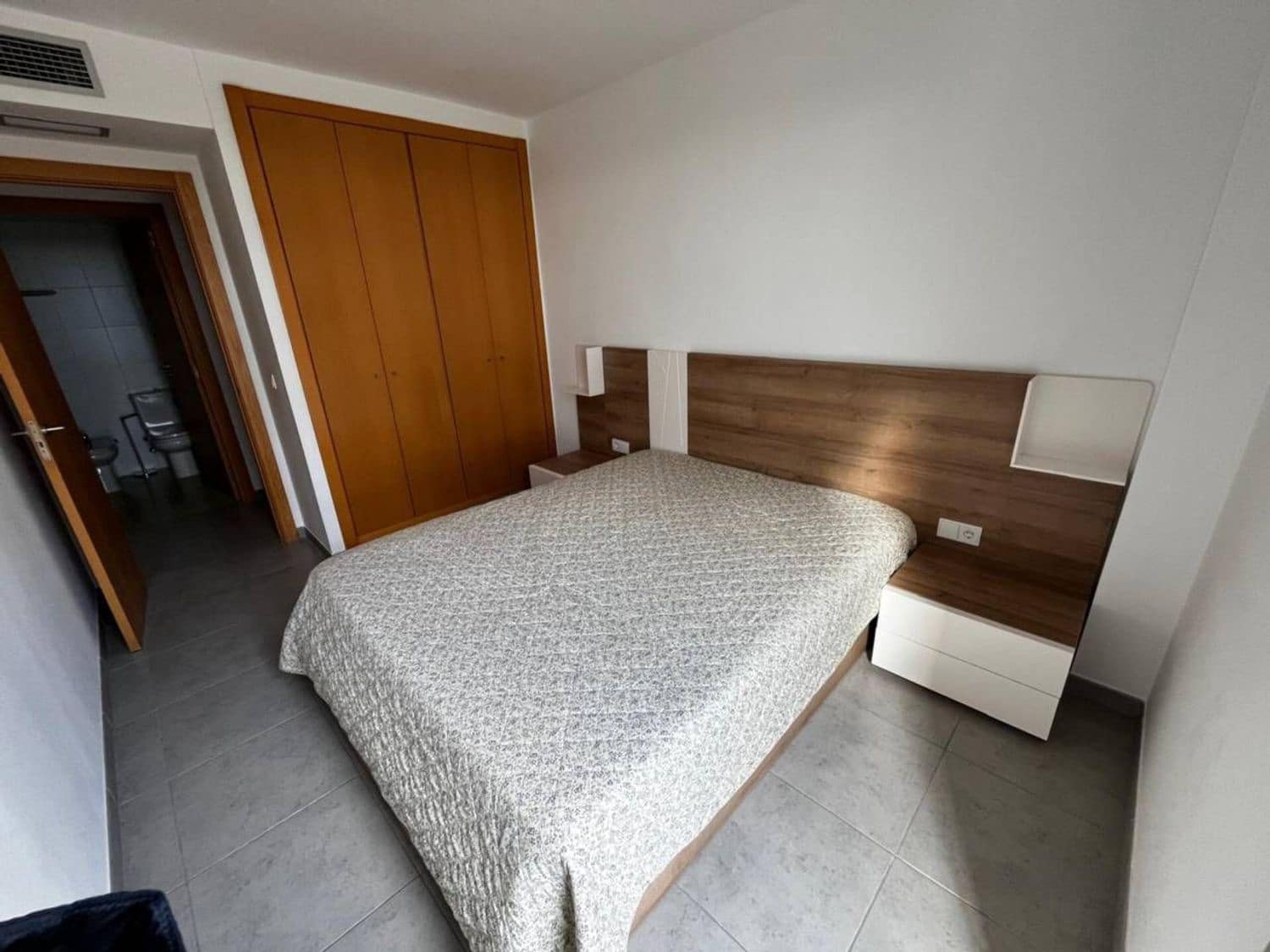 2 bedroom Apartment for rent in Sant Jordi with pool garage - € 800 (Ref: 9439481)