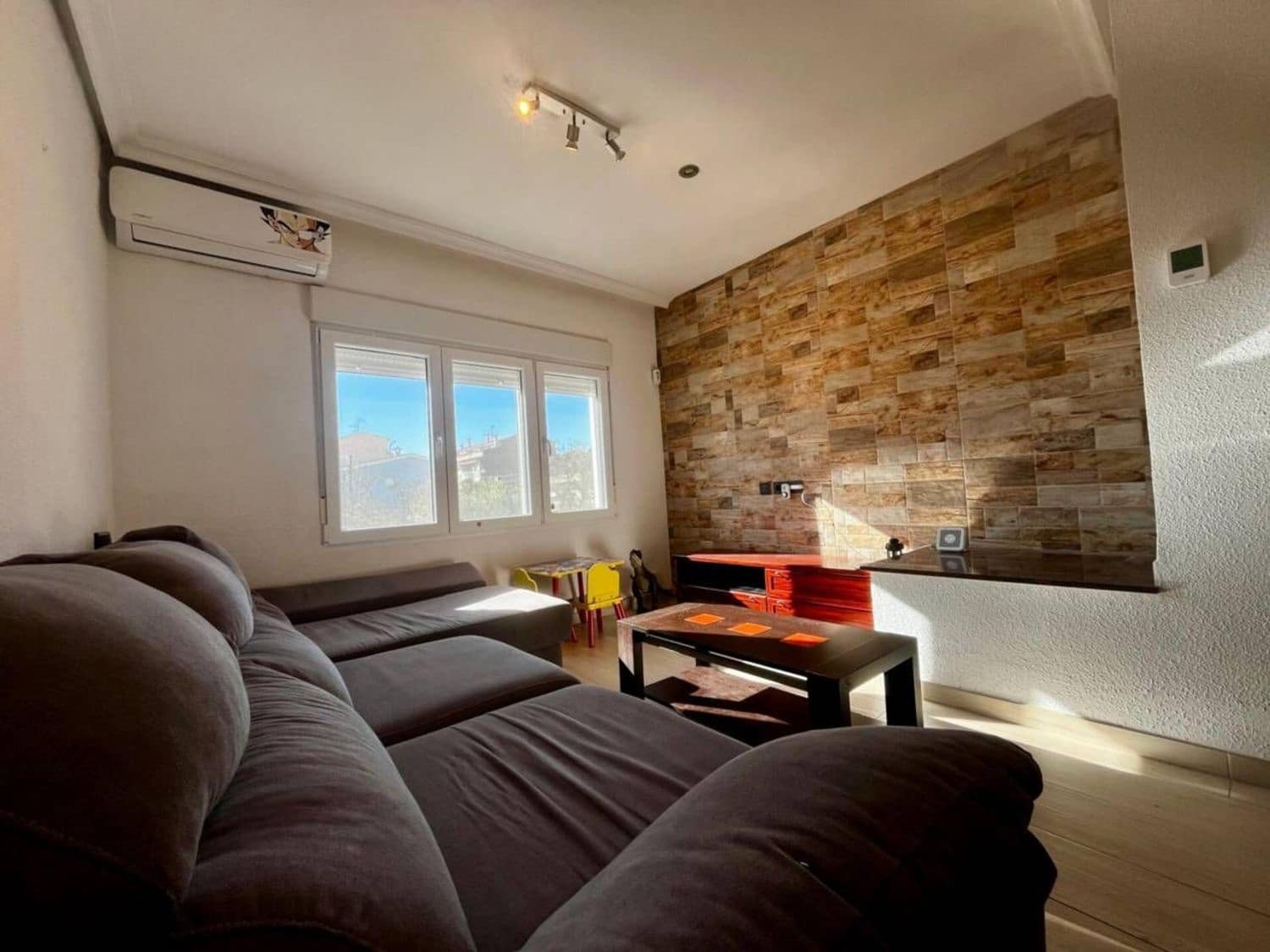 3 bedroom Townhouse for sale in Sant Jordi with garage - € 129,000 (Ref: 9439678)