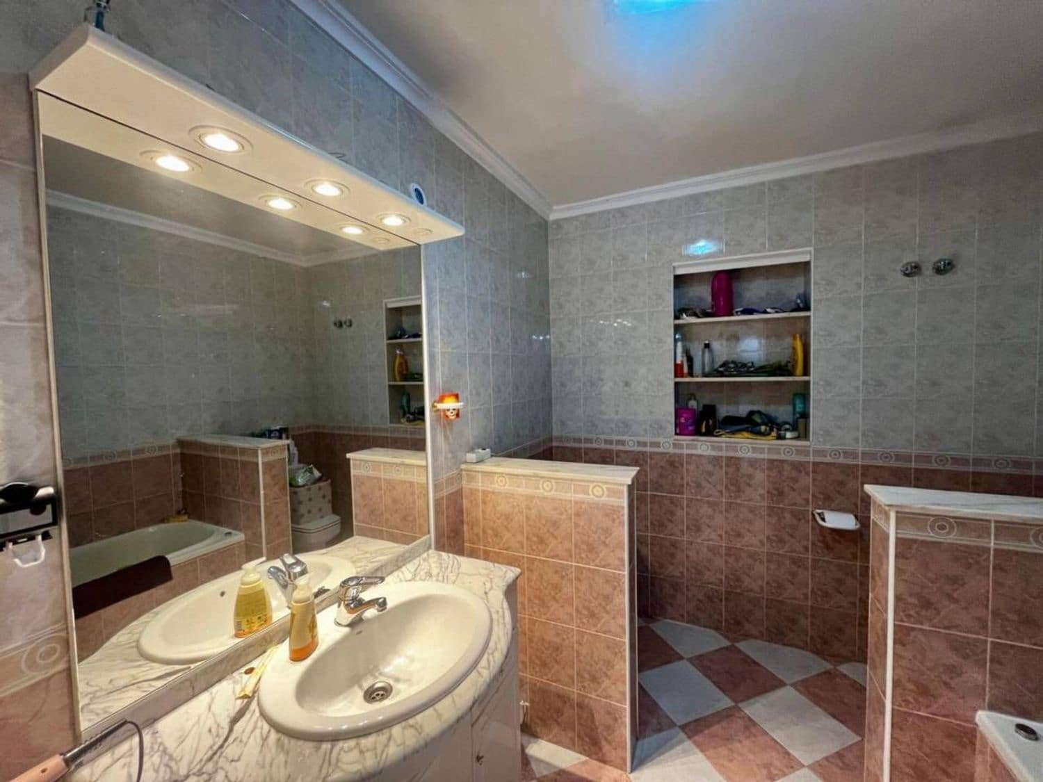 3 bedroom Townhouse for sale in Sant Jordi with garage - € 129,000 (Ref: 9439678)