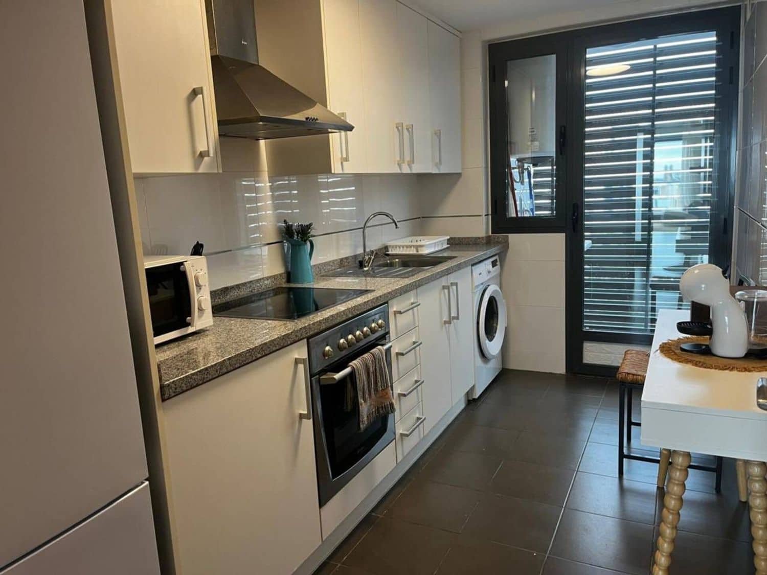 2 makuuhuone Huoneisto myytävänä paikassa Sant Jordi mukana uima-altaan 
autotalli - 150 000 € (Ref: 9470306)