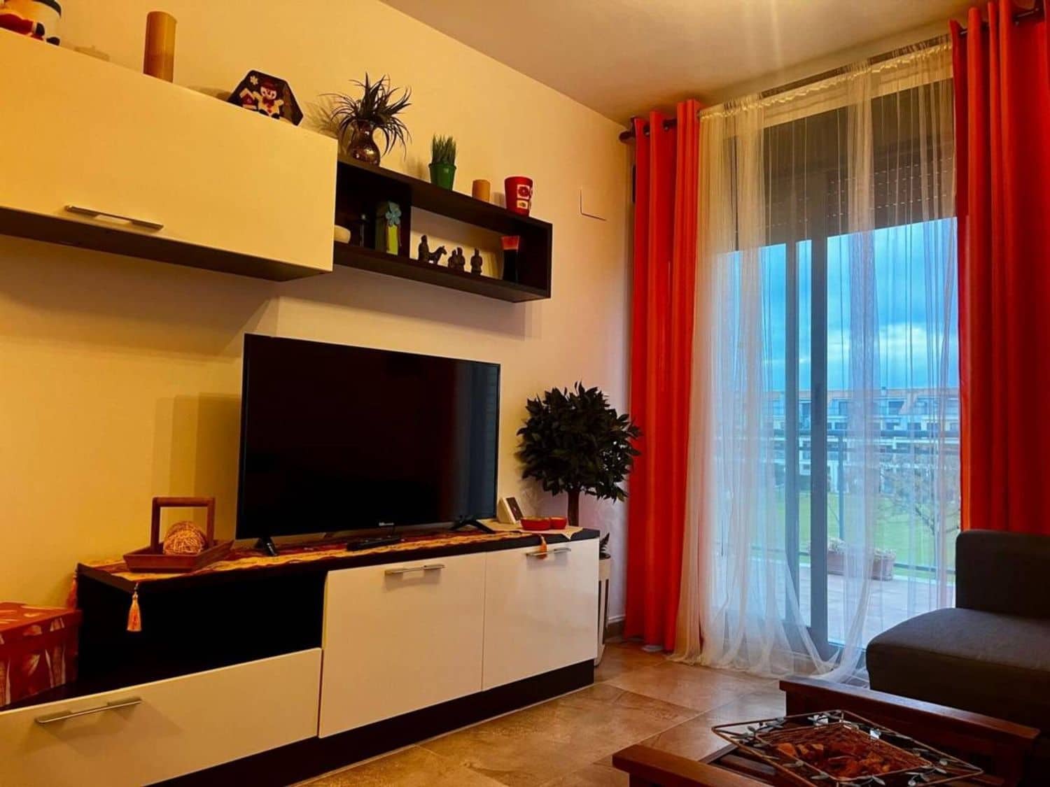 2 makuuhuone Huoneisto myytävänä paikassa Sant Jordi mukana uima-altaan 
autotalli - 130 000 € (Ref: 9470307)