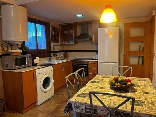 2 makuuhuone Huoneisto myytävänä paikassa Sant Jordi mukana uima-altaan 
autotalli - 130 000 € (Ref: 9470307)