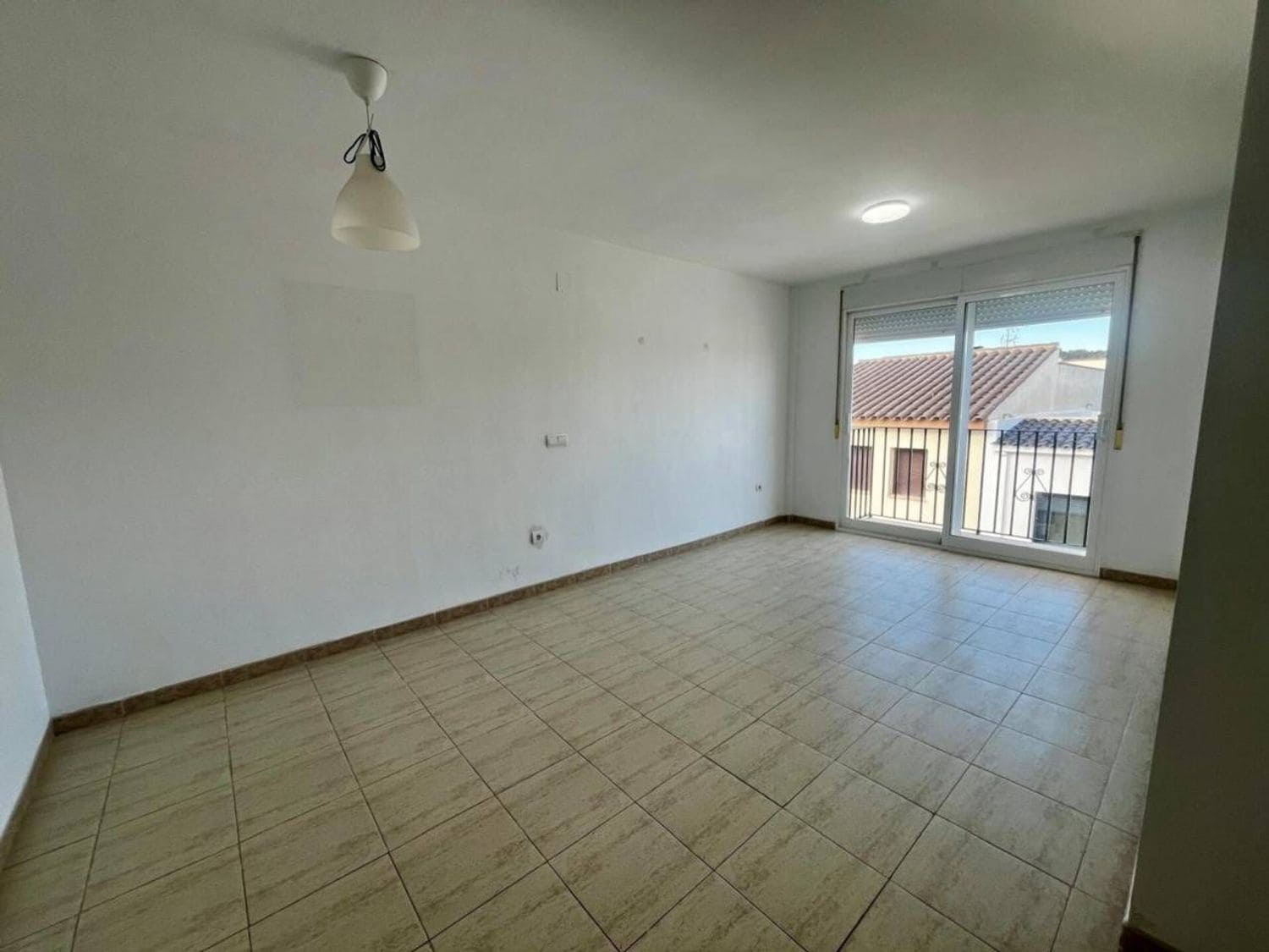3 bedroom Apartment for sale in Sant Jordi - € 120,000 (Ref: 9494279)