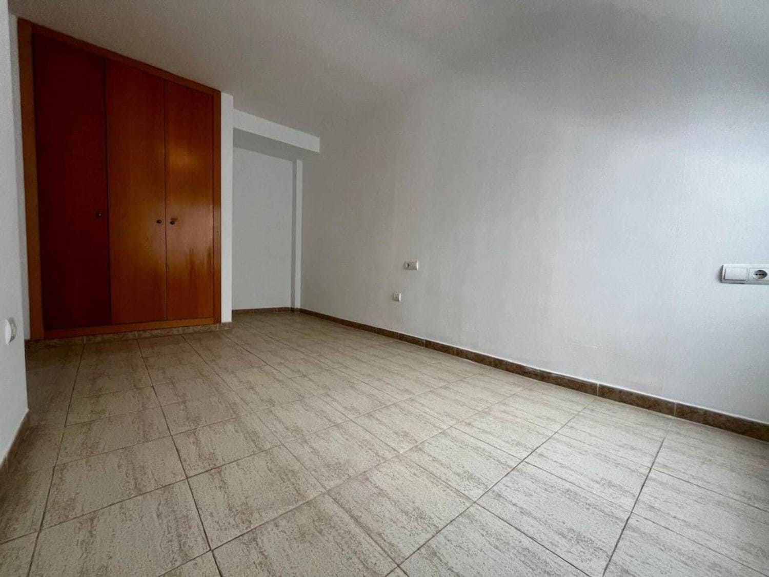 3 bedroom Apartment for sale in Sant Jordi - € 120,000 (Ref: 9494279)
