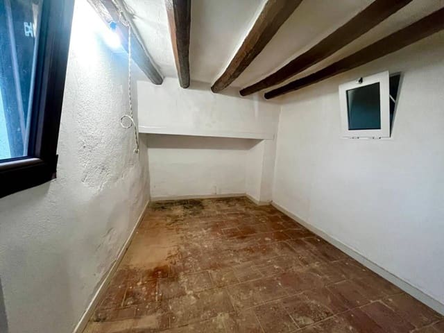 4 soverom Villa til salgs i Sant Jordi med garasje - € 140 000 (Ref: 9568018)