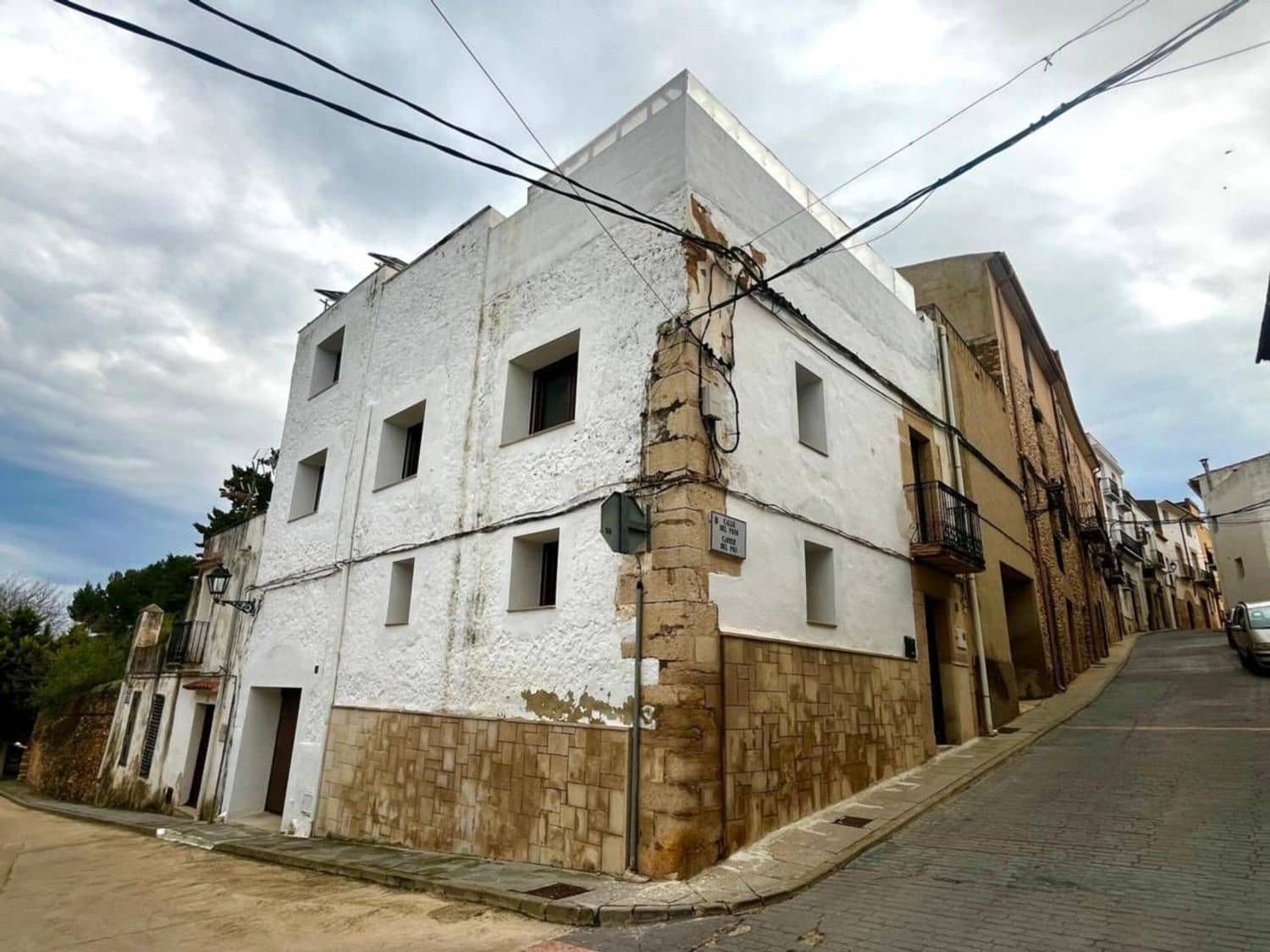 4 soveværelse Villa til salg i Sant Jordi med garage - € 140.000 (Ref: 9568018)