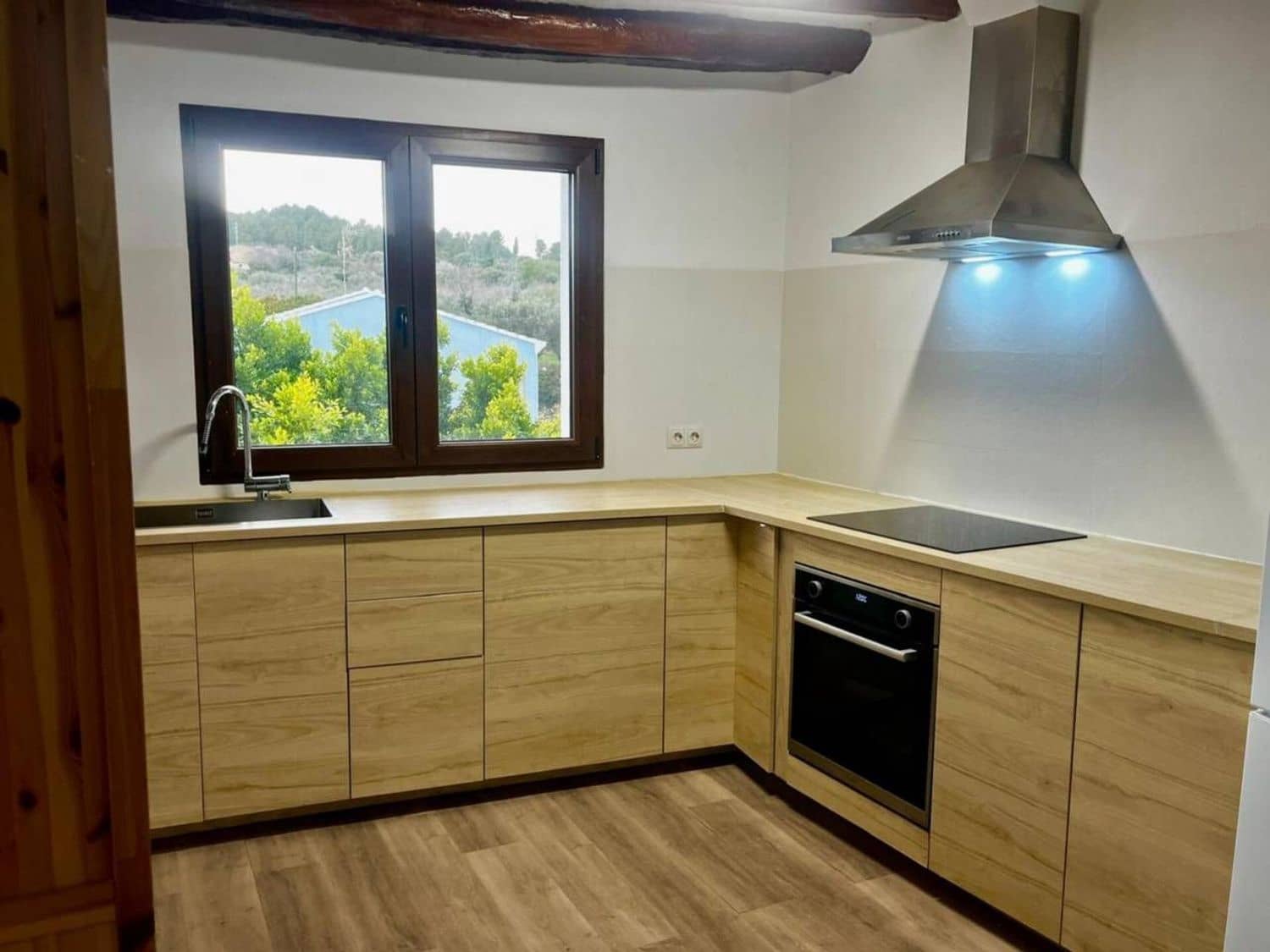 4 soveværelse Villa til salg i Sant Jordi med garage - € 140.000 (Ref: 9568018)