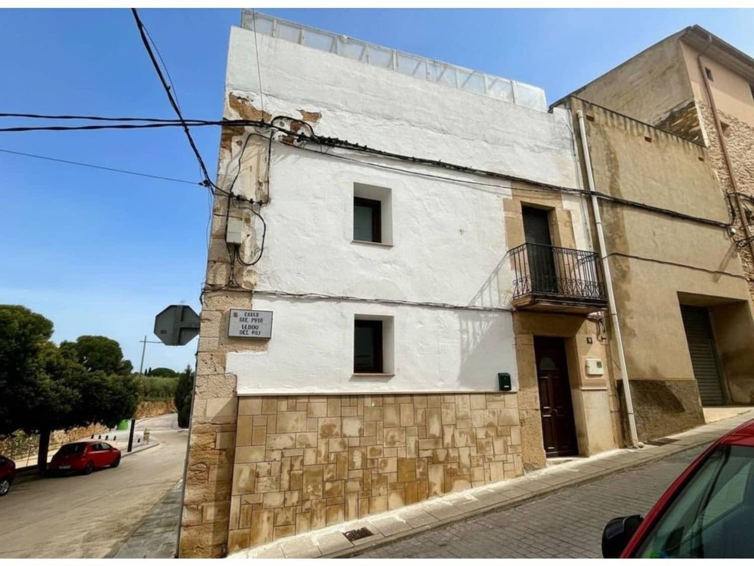 4 bedroom Villa for sale in Sant Jordi with garage - € 140,000 (Ref: 9568018)