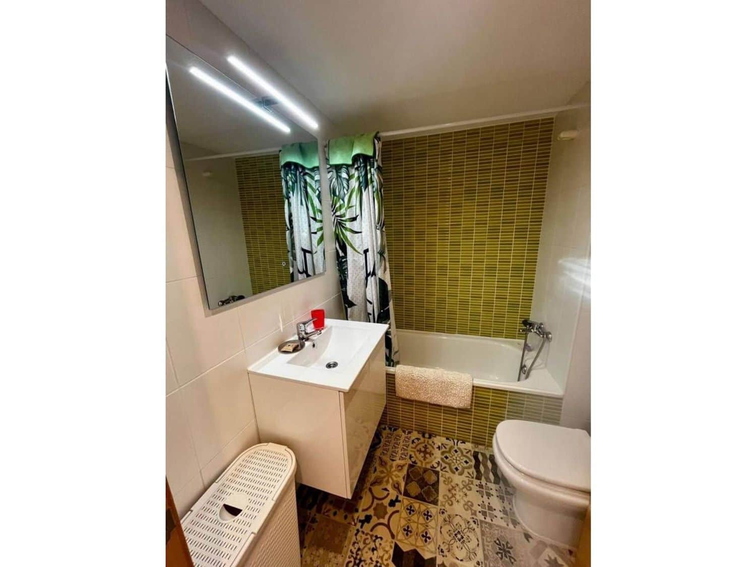 2 bedroom Apartment for sale in Sant Jordi with pool garage - € 140,000 (Ref: 9573703)