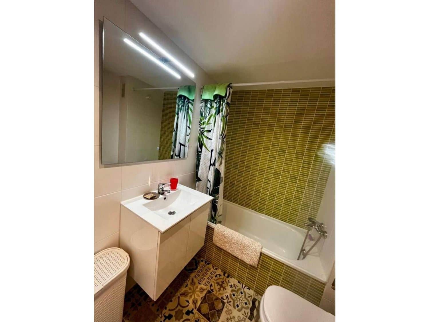 2 bedroom Apartment for sale in Sant Jordi with pool garage - € 140,000 (Ref: 9573703)