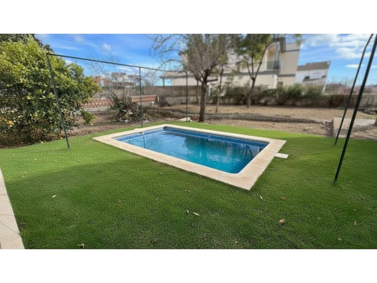 7 soveværelse Villa til salg i Sant Jordi - € 95.000 (Ref: 9607070)