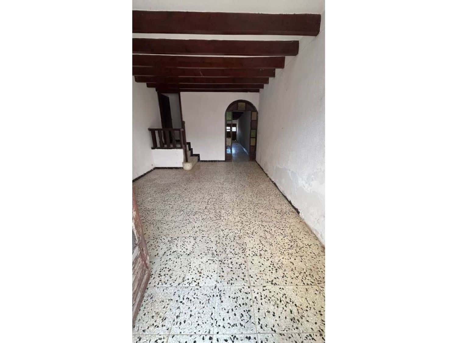 7 soveværelse Villa til salg i Sant Jordi - € 95.000 (Ref: 9607070)