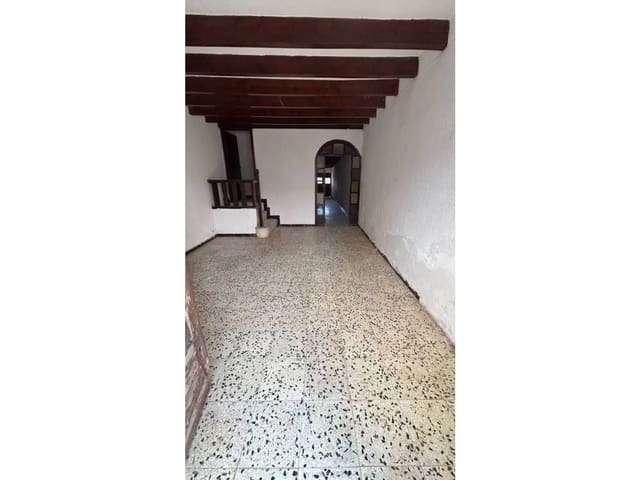 7 soveværelse Villa til salg i Sant Jordi - € 95.000 (Ref: 9607070)