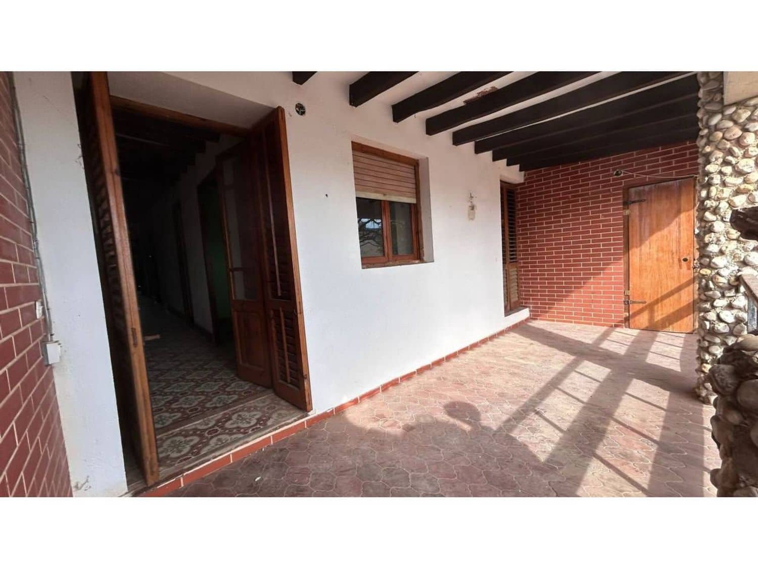 7 soveværelse Villa til salg i Sant Jordi - € 95.000 (Ref: 9607070)