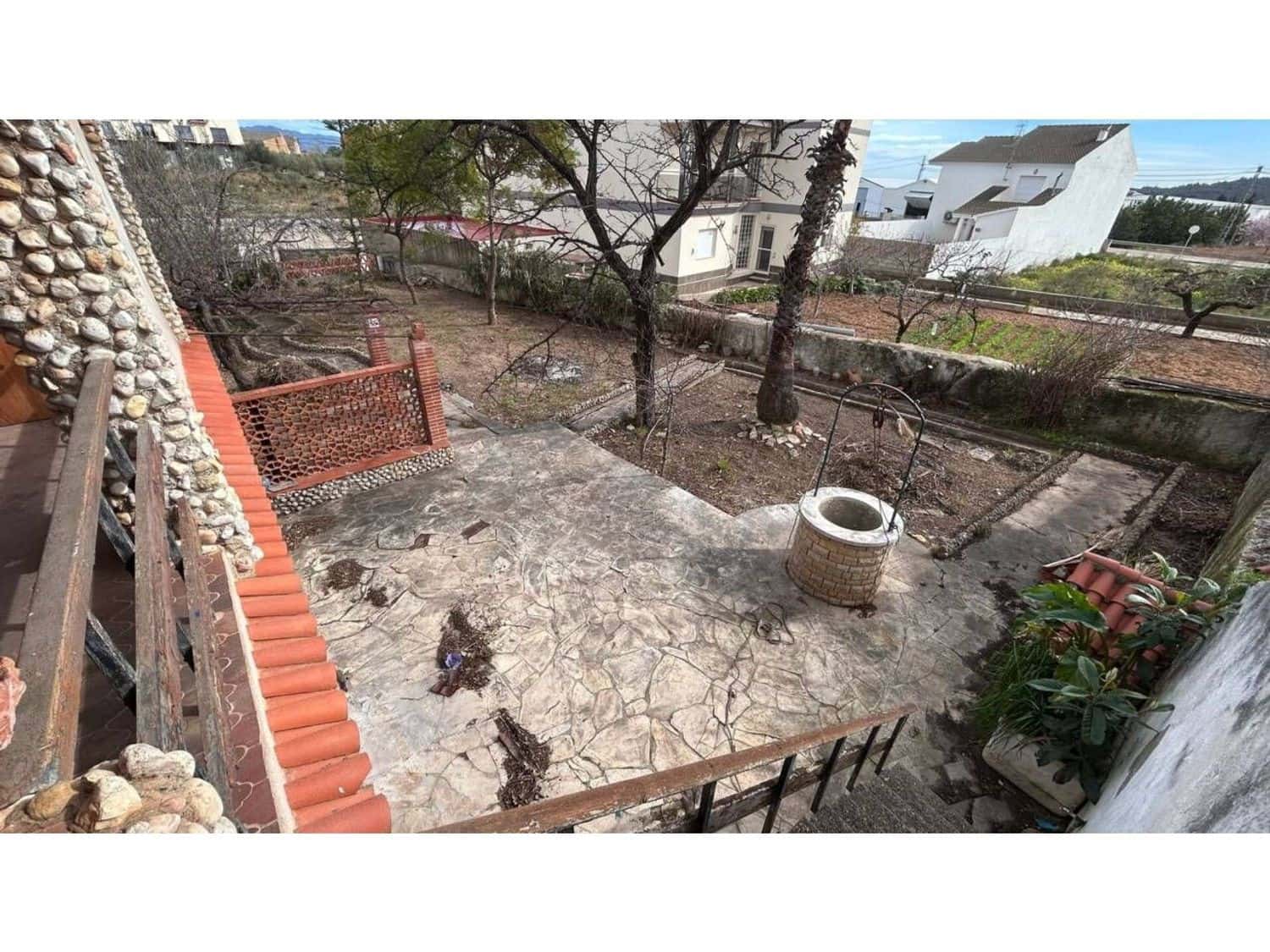 7 soveværelse Villa til salg i Sant Jordi - € 95.000 (Ref: 9607070)