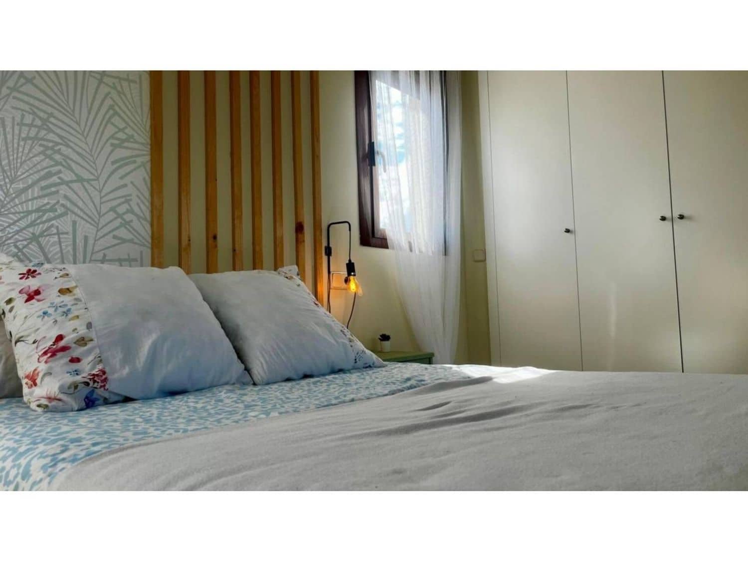 2 bedroom Apartment for sale in Sant Jordi with pool garage - € 159,000 (Ref: 9685912)